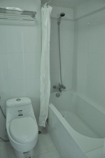 Baan Kaew Mansion Aparthotel Bangkok Phòng bức ảnh