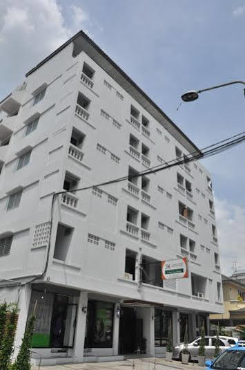 Baan Kaew Mansion Aparthotel Bangkok Ngoại thất bức ảnh